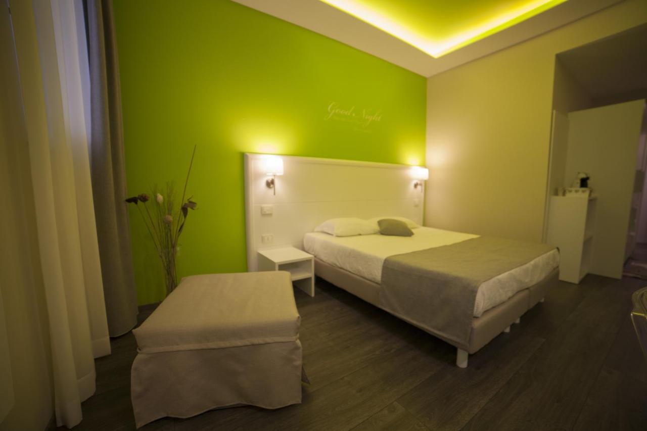 Residence Del Sole Манфредония Екстериор снимка