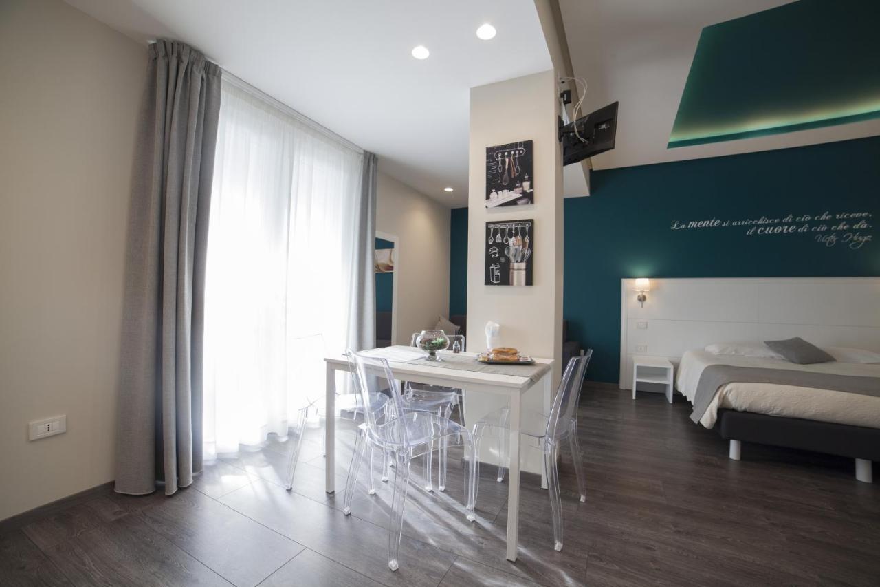 Residence Del Sole Манфредония Екстериор снимка