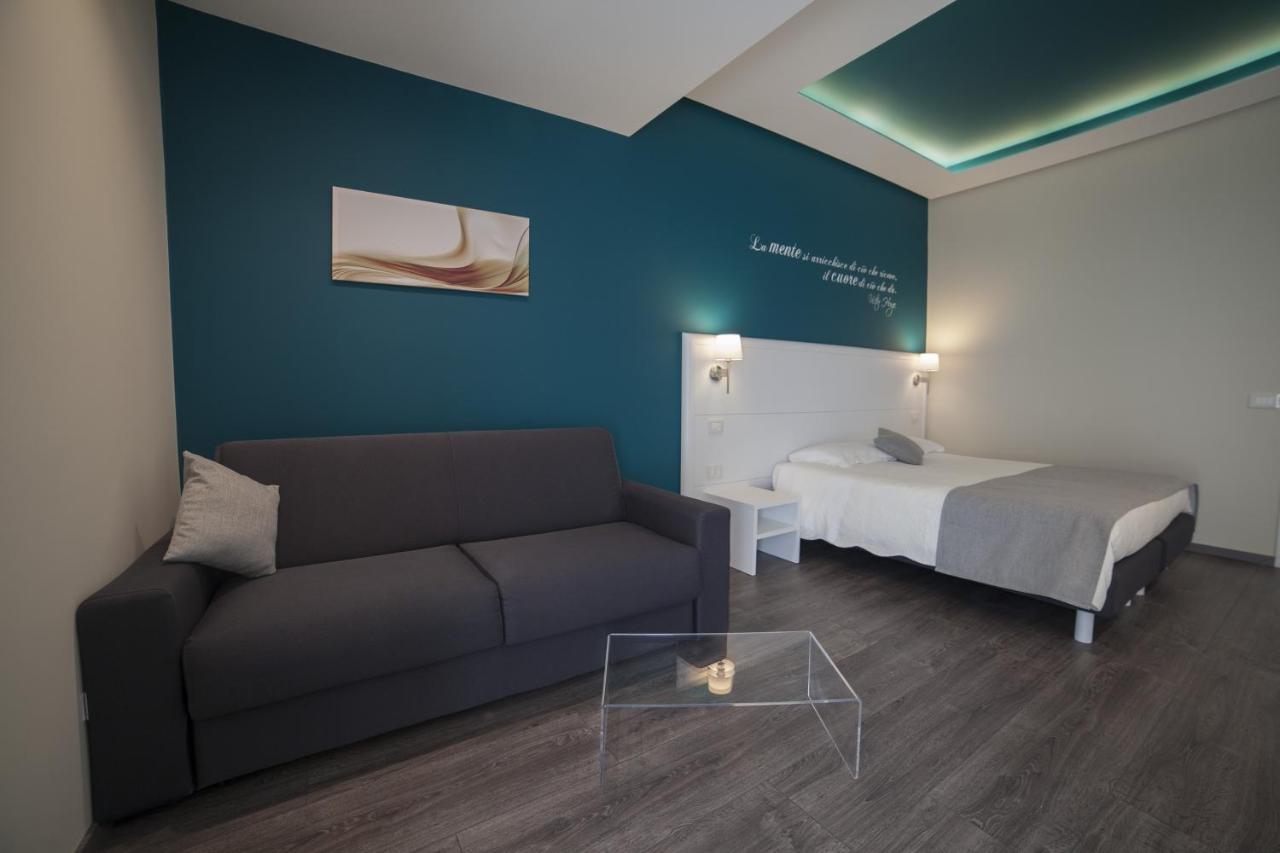 Residence Del Sole Манфредония Екстериор снимка